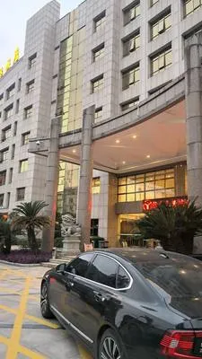 guest photo