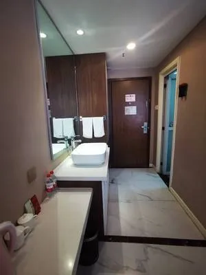 guest photo