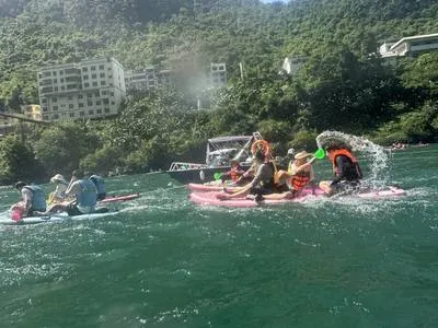 guest photo