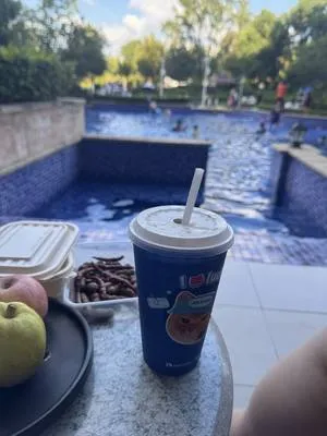 guest photo