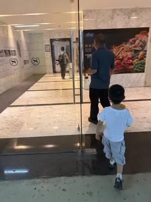 guest photo