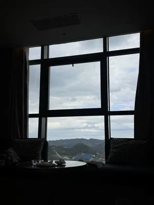 guest photo