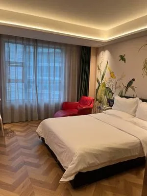 guest photo