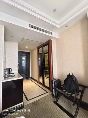guest photo