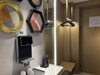 guest photo