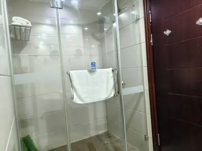 guest photo