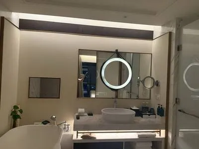 guest photo