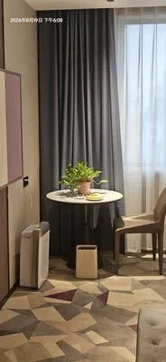 guest photo