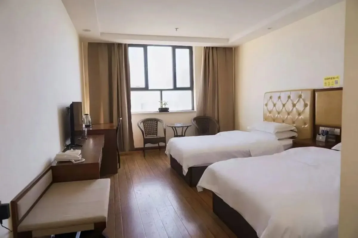 Jimunai Lvyou Hotel