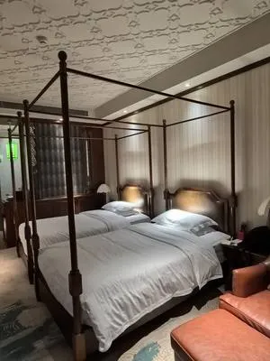 guest photo