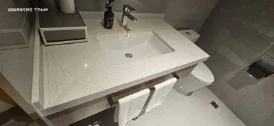 guest photo