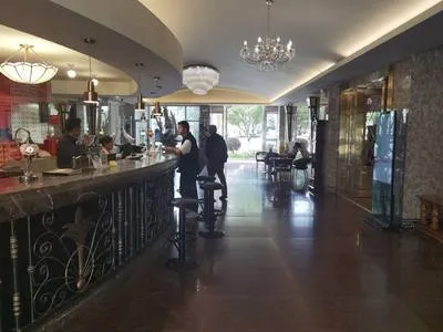 guest photo
