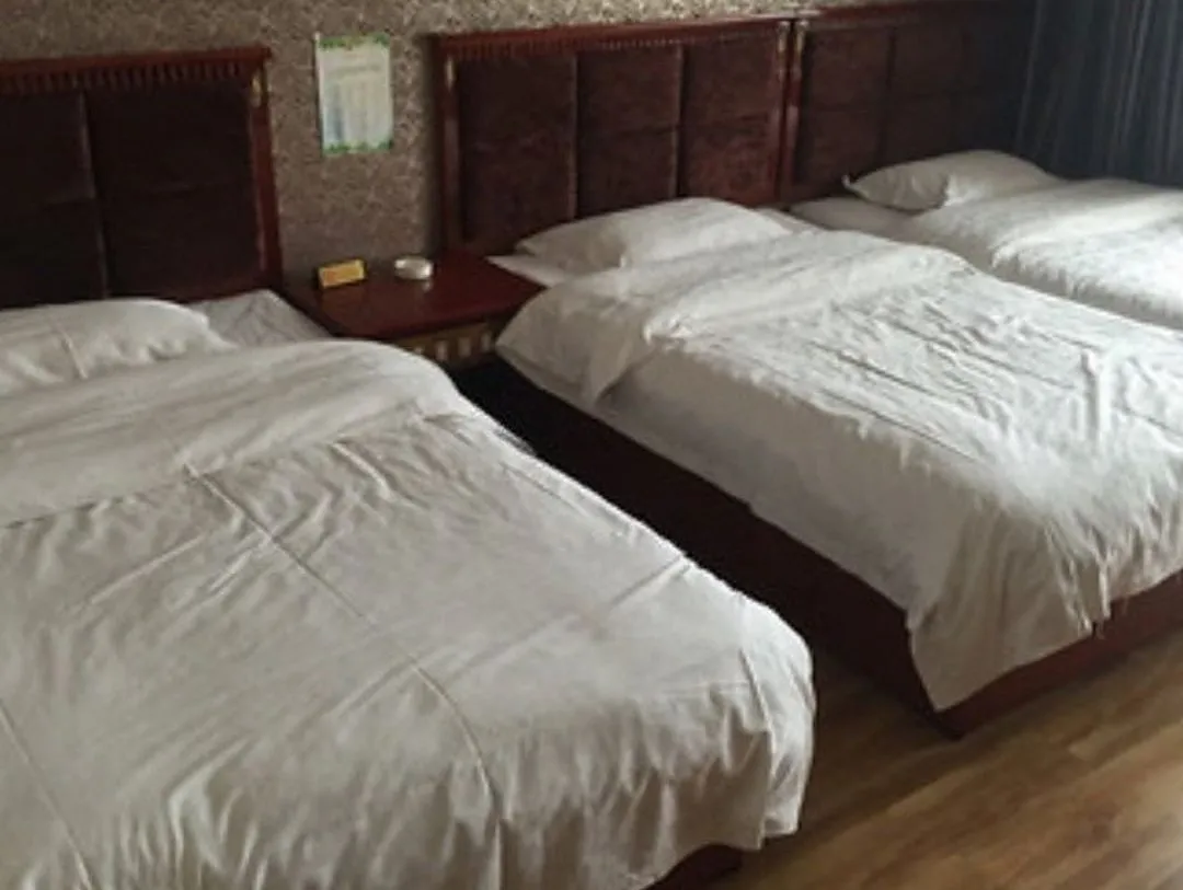 Dongfang Hong Grand Hotel