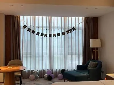 guest photo