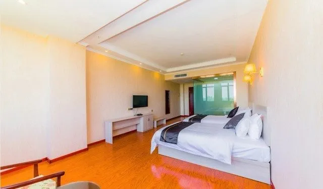 Maigaiti Baohong Hotel