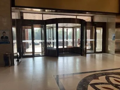 guest photo