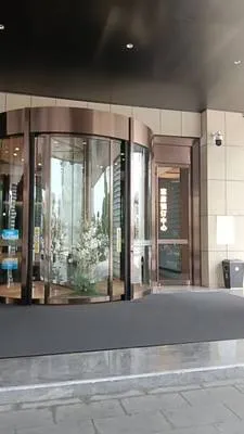 guest photo