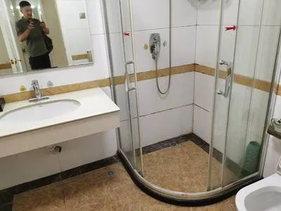 guest photo