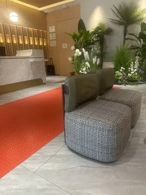 guest photo