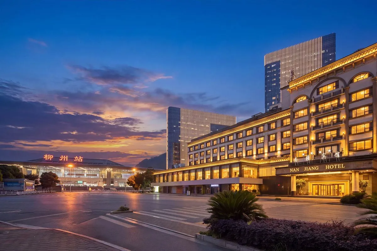 Liuzhou Nanjiang Hotel