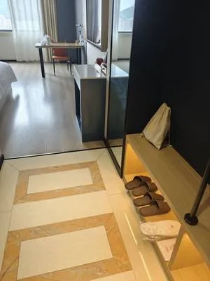 guest photo