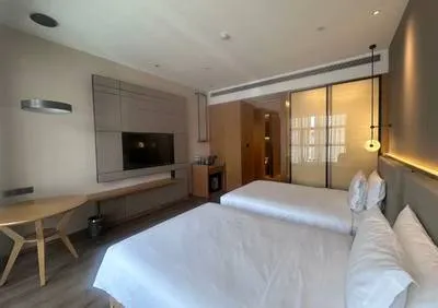guest photo