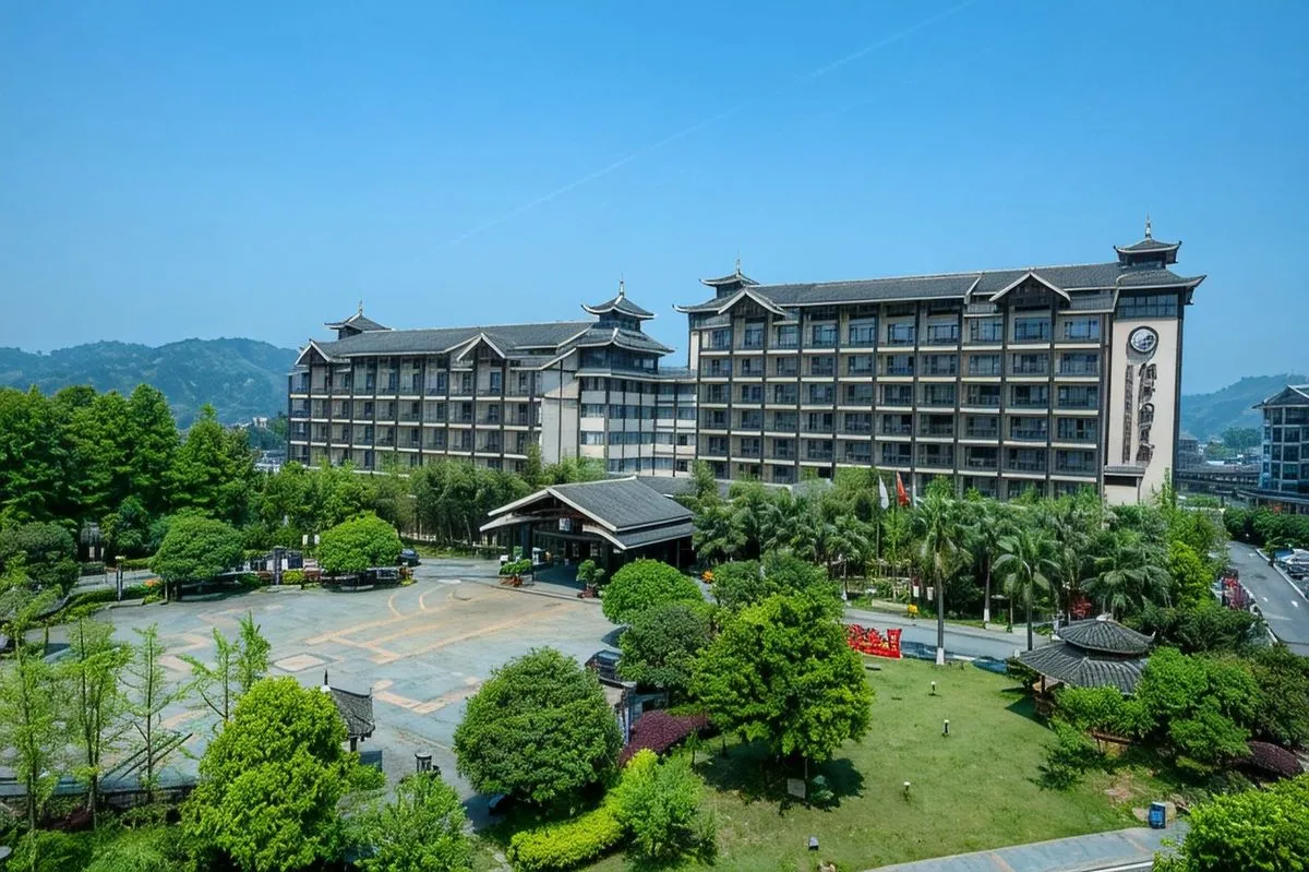 Sanjiang Dongxiang Guo Hotel