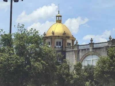 guest photo