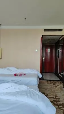 guest photo
