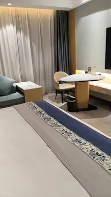 guest photo