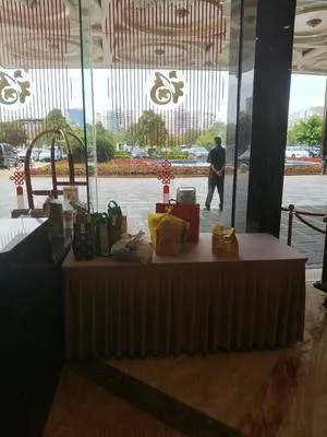 guest photo