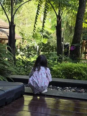 guest photo