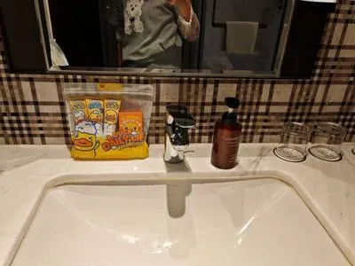 guest photo