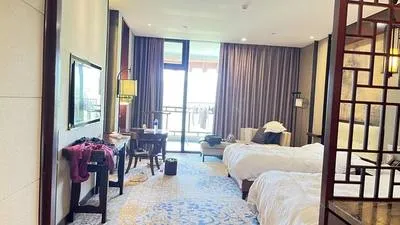 guest photo