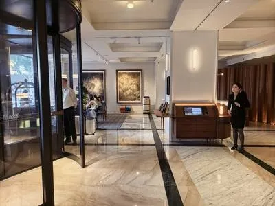 guest photo