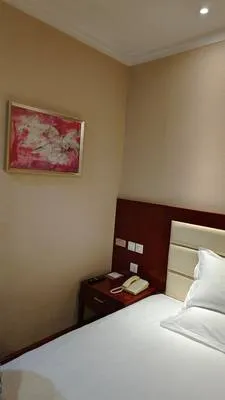 guest photo