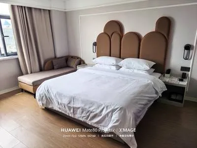 guest photo