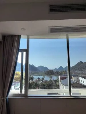 guest photo