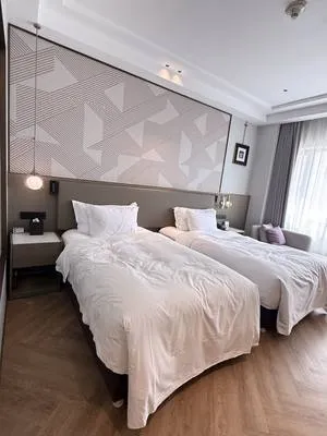 guest photo