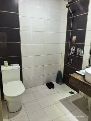 guest photo