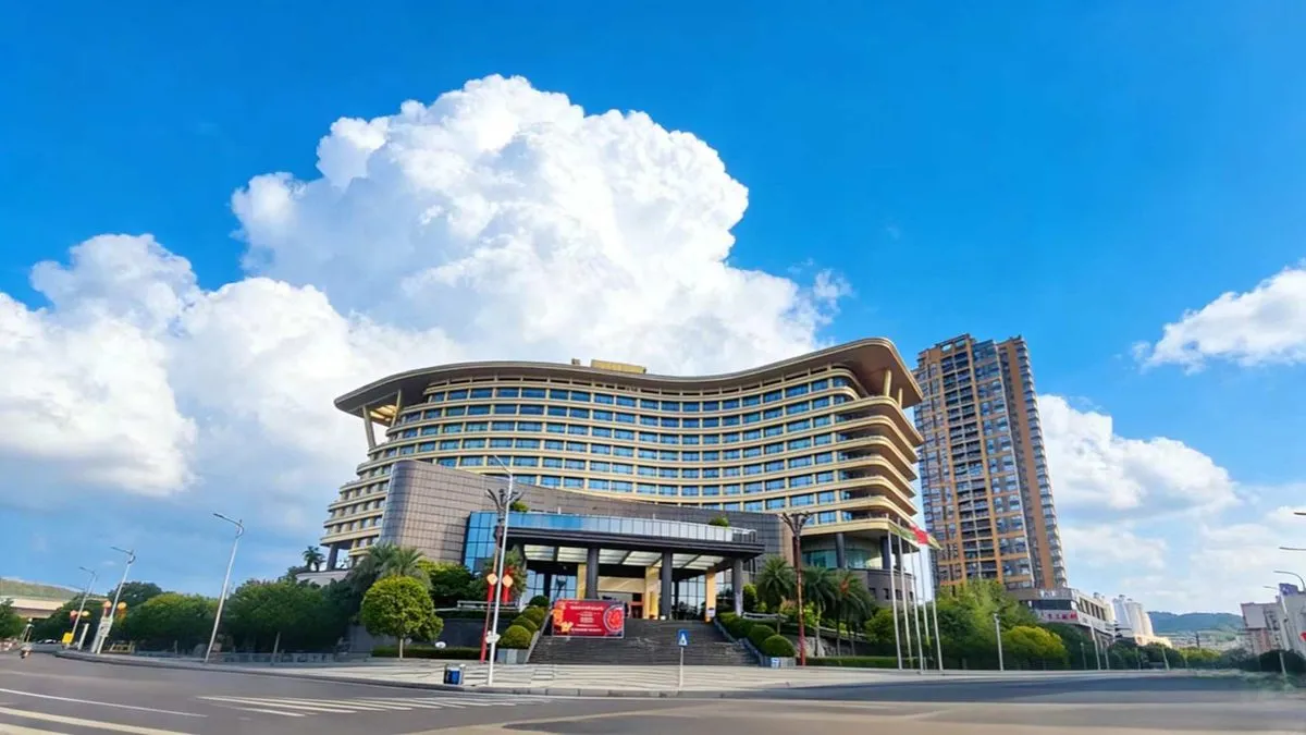 Chongqing Hechuan Huadi Wangchao Grand Hotel