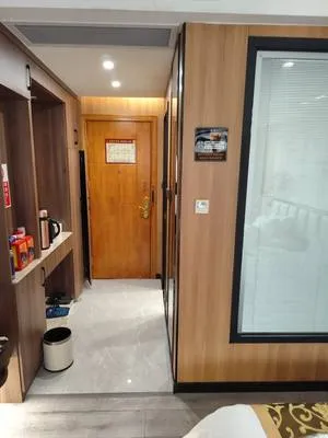 guest photo