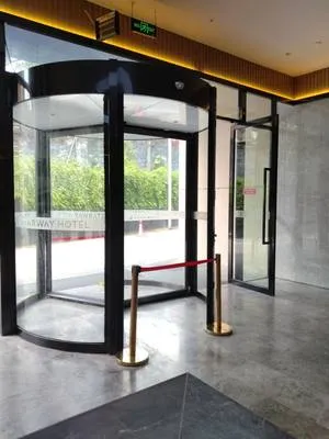 guest photo