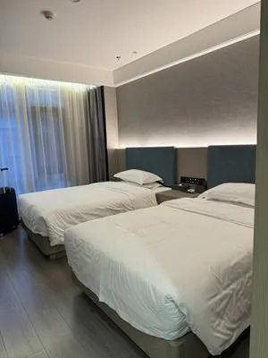 guest photo