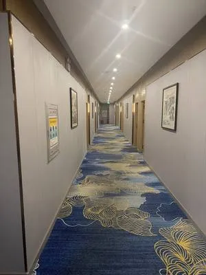 guest photo