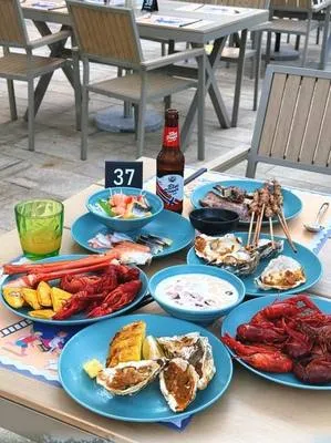 guest photo