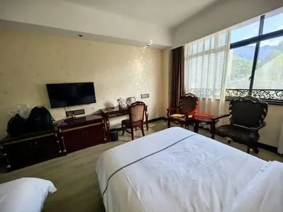 guest photo