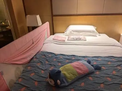 guest photo