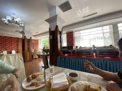guest photo