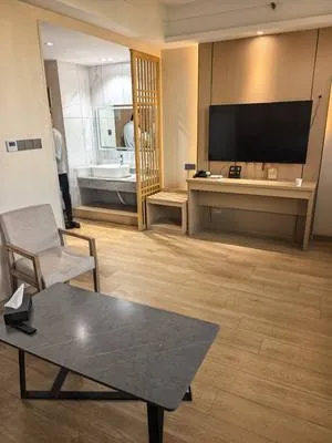 guest photo